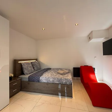 The Magitot Chic - 2 People Daire *