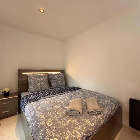 The Magitot Chic - 2 People Daire Fontainebleau