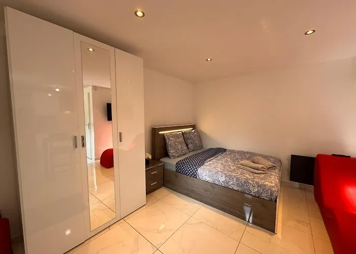 The Magitot Chic - 2 People *